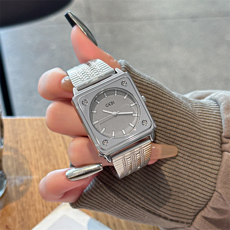 Jam Tangan Kuarsa Wanita denga - Luxury Watch Gift For Her ulasan dan harga